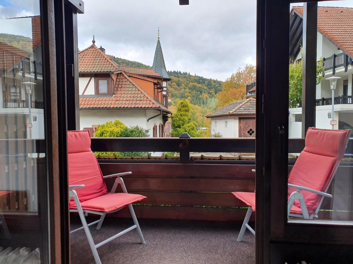 Gemütliche Ferienwohnung am Kurpark in Bad Herrenalb Exterior foto
